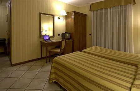 Mir Hotel
